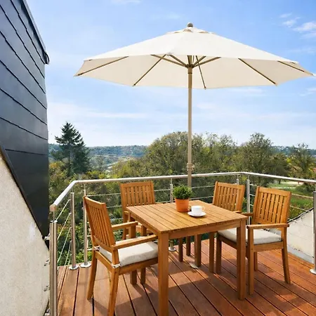 Sonnige Design-dachwohnung Mit Fernblick Apartamento Coblenza
