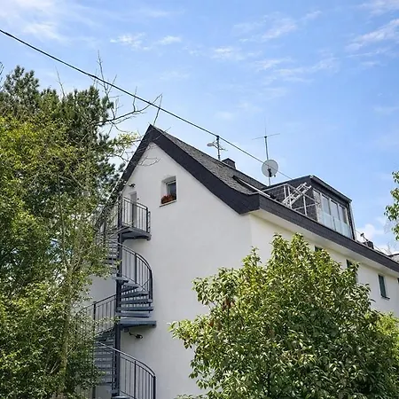 Sonnige Design-dachwohnung Mit Fernblick Apartamento *